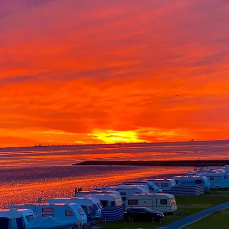 Deichlaeufer Holiday home *