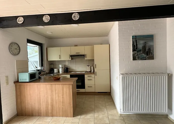 Deichlaeufer Nyaraló