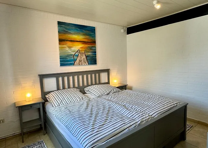 Nyaraló Deichlaeufer *