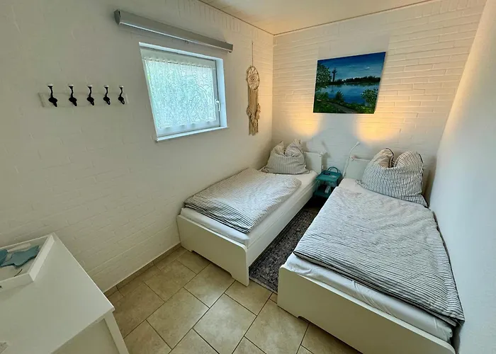 Deichlaeufer Nyaraló Tossens